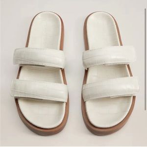 Mango. Croc-effect strap sandal. Size 6